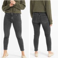 Everlane Mid-Rise Skinny Jeans In Washed Black. New With Tags. Size 24 Tall. Mid-Rise Fit. Skinny Leg. Premium Japanese Denim. Bundle 2 Or More, Save 20%