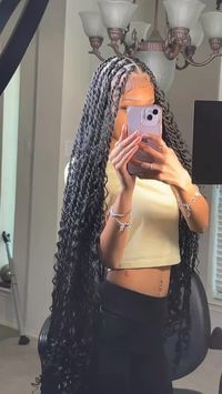 How to island twists, type of hair that’s used, maintenance tips & 60 cute island twists hairstyles that are perfect for summer 2024.