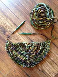 Ravelry: Beginner Triangle Shawl pattern by Anna Mathis