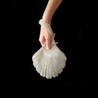 Pre Order: Bridal Clutch Wedding Clutch Shell Shaped Beaded - Etsy