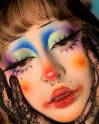 Clown Makeup: 27 Creative and Colorful Ideas for a Fun Transformation