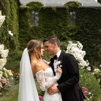 Amy Oram on Instagram: "How gorgeous is @inesdisanto @_jordanrachelle 🤍🤍🤍 Dress and veil :: CHIARA by Ines Di Santo Photographer:: @andibphoto"