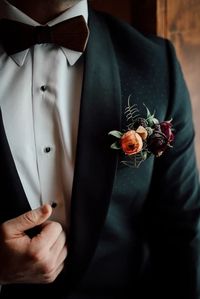 Boutonniere Pocket Square cambamcustomfloral | Details gallery