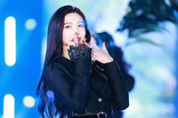 Joy Red velvet