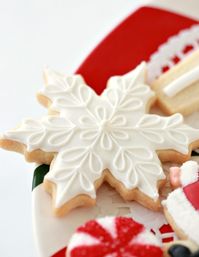 Snowflake Decorated Cookie