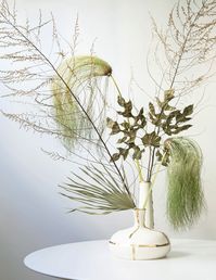 Uncommonly beautiful in shape and form, fall is the time to use—and reuse!—dried flowers. A set of interior designers make the case.