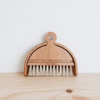 Beech Table Brush & Pan – connectedgoods.com