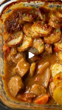 Chris Collins on Instagram: "This is everything my soul needs and more in this freezing weather! Hope you love it 😁 Chris x

SAUSAGE HOTPOT | Serves 4-5

INGREDIENTS

125g / 4.5oz diced Smoked Bacon Lardons
6 Pork Sausages (400g/14oz)
1 large White Onion, diced
2 medium Carrots, diced
2 cloves of Garlic, finely diced
3 tbsp / 45g Butter
3 tbsp Plain Flour
480ml / 2 cups Beef Stock
2 tsp Worcestershire Sauce
1 tsp Dijon Mustard
1/4 tsp EACH: Dried Rosemary, Dried Thyme, Black Pepper
1x Beef Oxo/Bouillon Cube, crumbled
400g / 14oz Baby Potatoes, or as needed to cover the top
1 tbsp Butter, melted
finely diced Chives, to garnish
Salt, as needed

METHOD

1️⃣Fry the bacon in a large pan over medium heat until crisp with the fat rendered. Remove and place to one side, leaving the fat behind. Ra