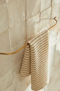 GOLDEN BATH TOWEL RACK - Golden | ZARA United States