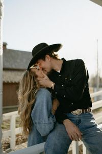 #western #photography #poses #inspo #couples #photo