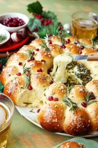 Baked Brie and Bread Wreath - The Candid Appetite