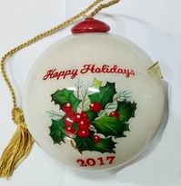 Our co. specializes in exporting :inside painted glass Christmas ornaments, Inside painted glass Christmas ball Material:glass Specification:2.5” 3” (as per customer’s demand) Origin:Hengshui,Hebei,P.R.China