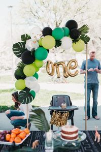 Our sweet Bennett turned ONE, you guys! We threw her a safari themed birthday party on the most beautiful spring day! This birthday party was a labor of love (as you may know if you follow me on Instagram) – Lots of DIY projects, lots of planning, but it was all worth it in the...Continue Reading