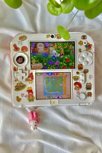 White red mymelody themed nintendo 2ds playing animal crossing☆˚✧₊⁎#sanrio #nintendo3ds 🍋‍🟩