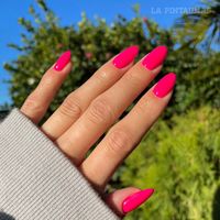 Nail Thoughts Volume 1 Gel Collection PINK. When your clients want a bright energetic pink, Venice Beach is it. This pink is so bright it’s almost borderline neon! It’s almost like you are getting a true pink and a neon pink all in one color. Everyone needs a vibrant pink in their collection, so why not go for this true and super pigmented pink. Let this color be that bright and happy pick me up color for you and your clients during any season. This color name is inspired by the energy of Venice