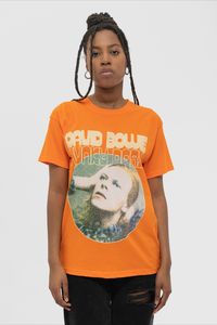 An officially licensed Unisex soft-style styled cotton Tee featuring the David Bowie 'Hunky Dory Portrait' design motif. This high quality garment is available in a orange colourway. Comes in a wide range of sizes from Small through XX-Large, subject to availability.