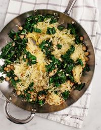 Spaghetti Squash w/ Chickpeas and Kale