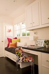 Love the built in desk and window seat!