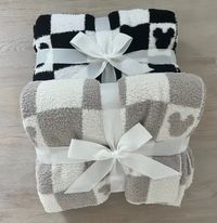 Cozy Up With This Mickey Mouse Checkered Blanket!