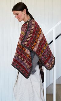 Wrap poncho - Plümo Ltd