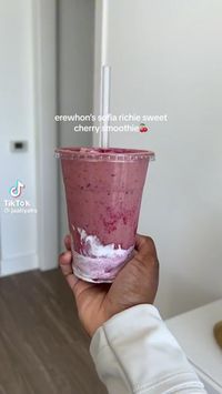 Erewhon cherry smoothie recipe #smoothierecipe #erewhon #sofiarichiestyle