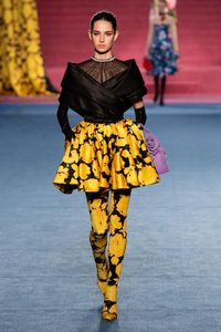 Richard Quinn Fall 2020 Ready-to-Wear collection, runway looks, beauty, models, and reviews.