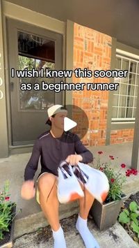 Nico Felich on Instagram: "The runners loop #running #runner #shoes #tips #tipsandtricks"