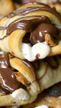 S'mores Crescent Rolls