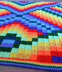 Crochet between worlds: PATTERN: Twist and Turn Bargello Afghan