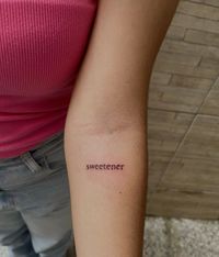 sweetener tattoo ariana grande