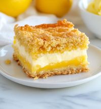 Easy Lemon Cream Cheese Dump Cake: A Simple, Sweet, and Tangy Dessert That’s Bursting with Flavor - NewsBreak