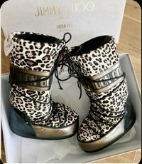 #snowman #snow #skiing #mountains #moonboots #fashion #leopard #trendy #tiktok #viralpost #fashion