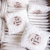 Celebrate your magical winter wedding with our individually packed Snow Confetti that guarantees an unforgettable confetti send-off. The perfect confetti choice for winter wonderland weddings, or other winter wedding themes.  CONFETTI White Fake Snow Confetti -  biodegradable, non-toxic, eco-friendly & water-soluble PACKETS - Non-Personalised  Individual Clear Confetti packets made from biodegradable & compostable material Size: 8.5 cm x 8.5 cm Kraft Brown Sticker Design options: Snow in love, L