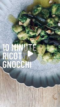 Michela (presenter/mum/chef) easy home cooked recipes on Instagram: "Ricotta gnocchi - a 15min recipe (10 mins to prep, 5mins to cook and serve).

I LOVE gnocchi but traditionally they are made with potatoes and if you don’t get the potato mix right, the gnocchi can be heavy and stodgey.  The ricotta makes these much lighter and fluffy plus it gives them extra protein.  AND they are so much quicker and easier to make.  What are you waiting for!? Recipe below.

SAVE THIS (bookmark icon) and SHARE it (paper plane) so that you get more of my easy, Italian recipes.

I love to serve gnocchi with my creamy, spinach and sage sauce - if you want this recipe, follow me and comment PESTO below and I’ll try and upload it next.  Other serving suggestions are melted butter, olive oil and Parmesan, a ra