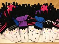 Easy AND practical "winter" gift for students! Hershey bar wrapped in snowman printable with gloves for the hats!