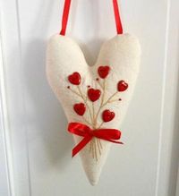 Valentine Hanging Heart w/ Heart Buttons by loretta