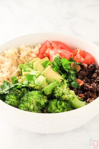 Easy Buddha Bowl Vegan - Vegan Buddha Bowl Recipe - Buddha Bowl Vegetarian - Burrito Bowl Healthy - Quick and Easy Dinner - Plant Based Diet for Beginners - 10 Minute Meals Healthy