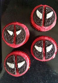 Deadpool cupcakes                                                       …