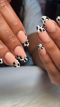 Cowgirl inspired nails evoke a rustic yet chic vibe reminiscent of the Wild West. Imagine cow print designs, horseshoes, cacti, or even miniature cowboy hates for added flair. It's a whole rodeo and we want the entire look.