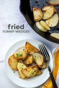 Low carb side dish!! These turnip wedges are so quick and they make a great keto side dish! #recipe #keto #lowcarb 