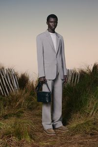 Dior Men Resort 2025 Menswear Collection | Vogue