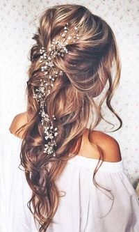 18 most romantic updos Beachy style, but idk how it woudl do in the wind with this much down.