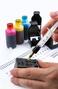 Ensure maximum service life for your digital printing machine by replacing the ink cartridges at the right time. Here’s what you need to know!