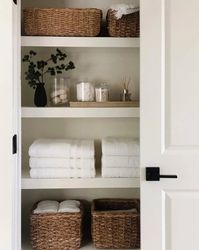 With spring around the corner, it’s the perfect time for home decluttering and organisation. And a zone of the home that can often do with attention is your linen cupboard! Linen closet organisation can save you time in the long run and make changing beds less of a chore. Plus, who doesn’t love the feeling ...