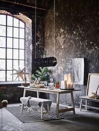 the perfect industrial Christmas loft - Saša Antić