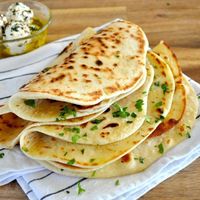 Easiest Soft Flatbread (yeast free) - this is the most effortless flatbread recipe that makes a soft, pliable bread cooked on the stove!