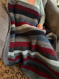 Nature Inspired Crochet Chunky Throw - Knit and Crochet Design