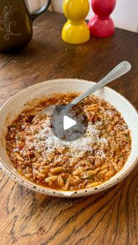 Sebastian Graus on Instagram: "A hearty, one-pot meal ready in just 30 minutes? That’s Manestra for you!  My version is not the most traditional, but trust me—it’s packed with flavor and pure comfort. 
I’ve added extra veggies for added nutrition, but you could stick with just onion if you prefer. For the protein, I’m using veggie mince to keep things vegetarian, but lamb or beef mince works perfectly too.

Here’s what you’ll need for 4 portions:
* 200g orzo
* 250g veggie mince
* 200ml tomato passata
* ½ onion, finely chopped
* 1 mild chili, minced
* 1 celery stick, minced
* 1 carrot, minced
* 4 garlic cloves, minced
* 500ml broth
* a dash cinnamon
* A few sprigs of fresh mint, chopped 
How to make it:
1. Sauté the onion, chili, celery, carrot, and garlic in olive oil until softened. Seaso