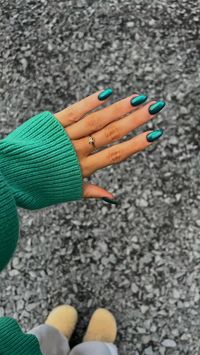 Fall outfits. Fall fashion. Fall casual outfit. Fall everyday outfit. Casual outfit. Early fall outfit. Comfy casual outfit. Trendy fashion. Everyday wear. Cute outfit. Fall aesthetic. Fall outfit aesthetic.   • green  • green nails  • fall nails  • winter nails  • shiny nails  • almond shape nails  • emerald   • emerald green  • emerald green nails