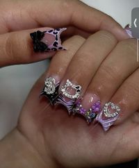 #nails #purple #inspiration #charms #purplenailsdesigns #style #stylish #nailart #heart #hellokittycollection #handmade #hand